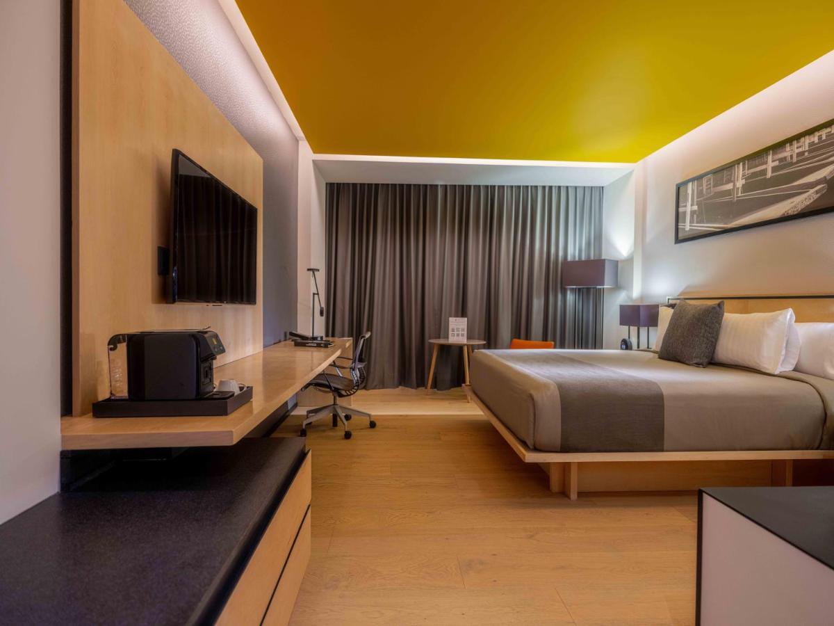 Deluxe Superior King Room