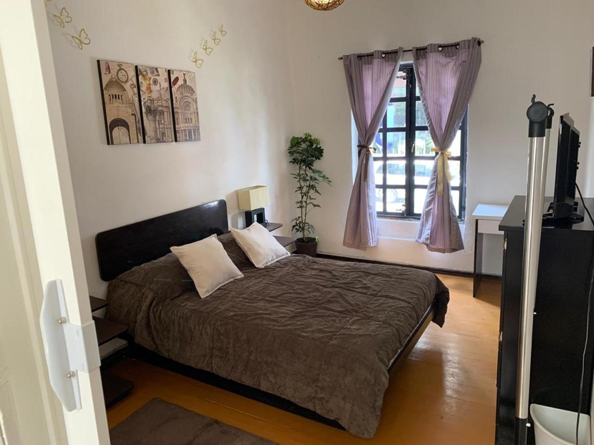 Standard Queen Room