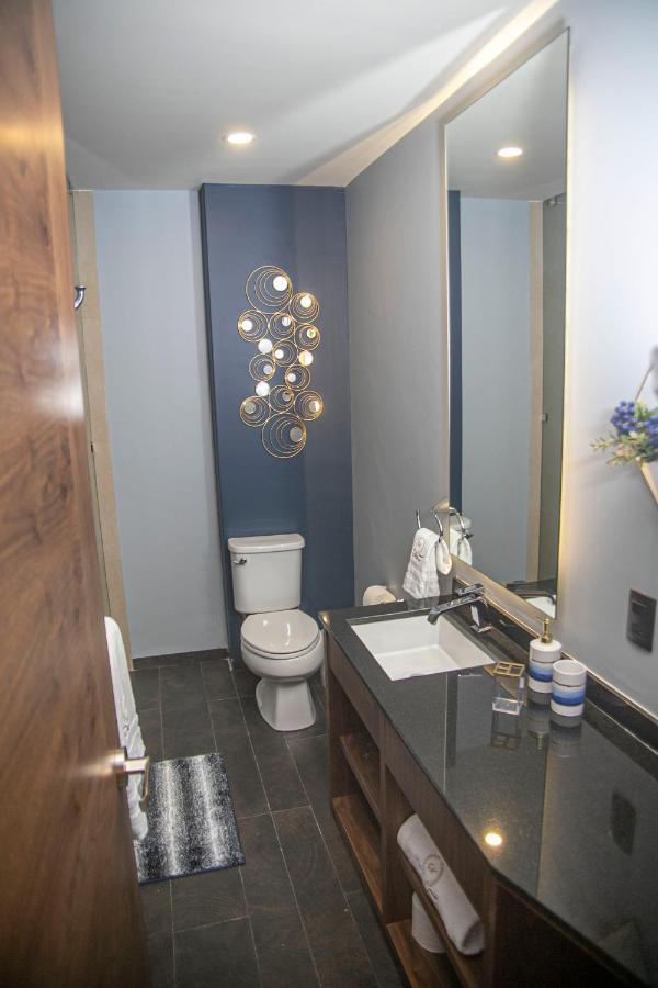 Standard Double Suite