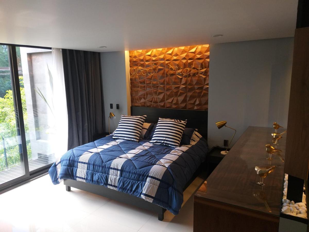 Superior King Suite