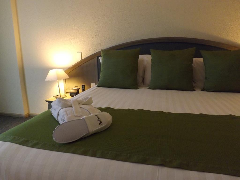 Studio King Suite,534917043:JPEG