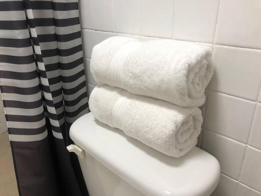 One-Bedroom Apartment,1296014773:JPEG