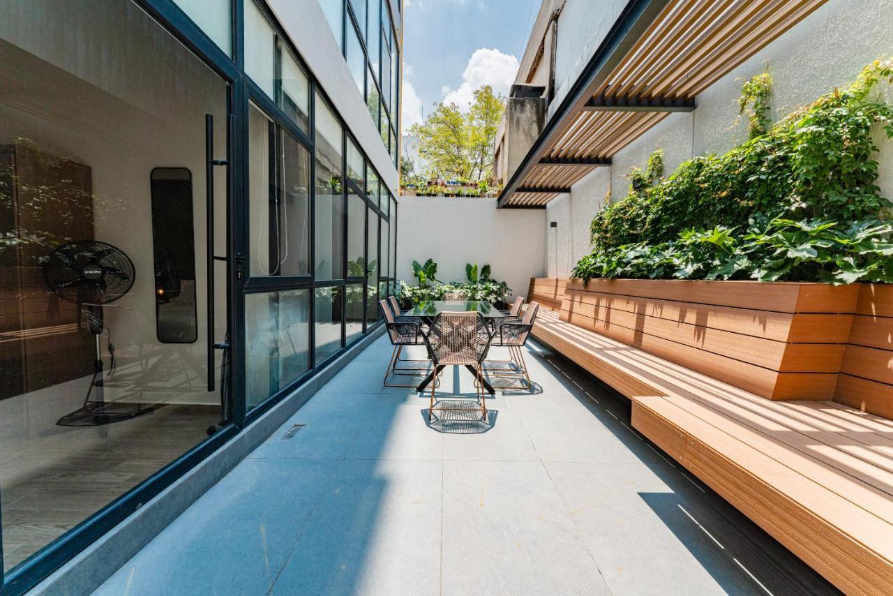 Apartment with Terrace