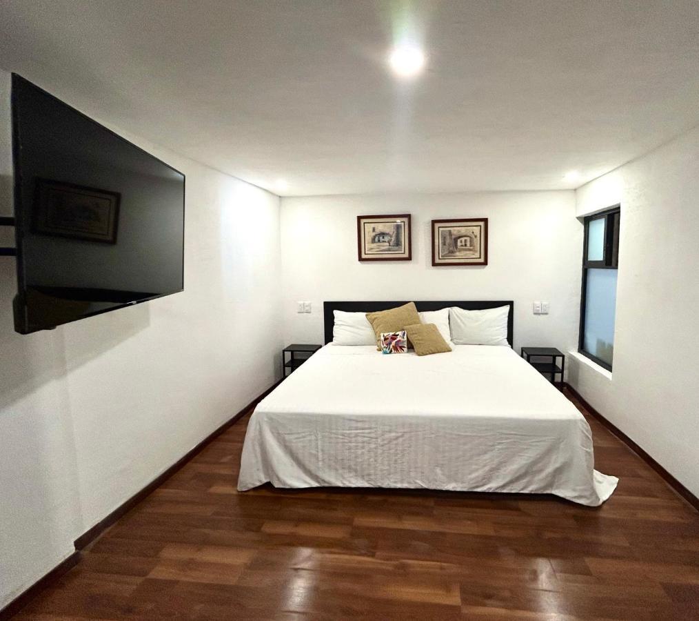 King Room,1484953859:JPEG