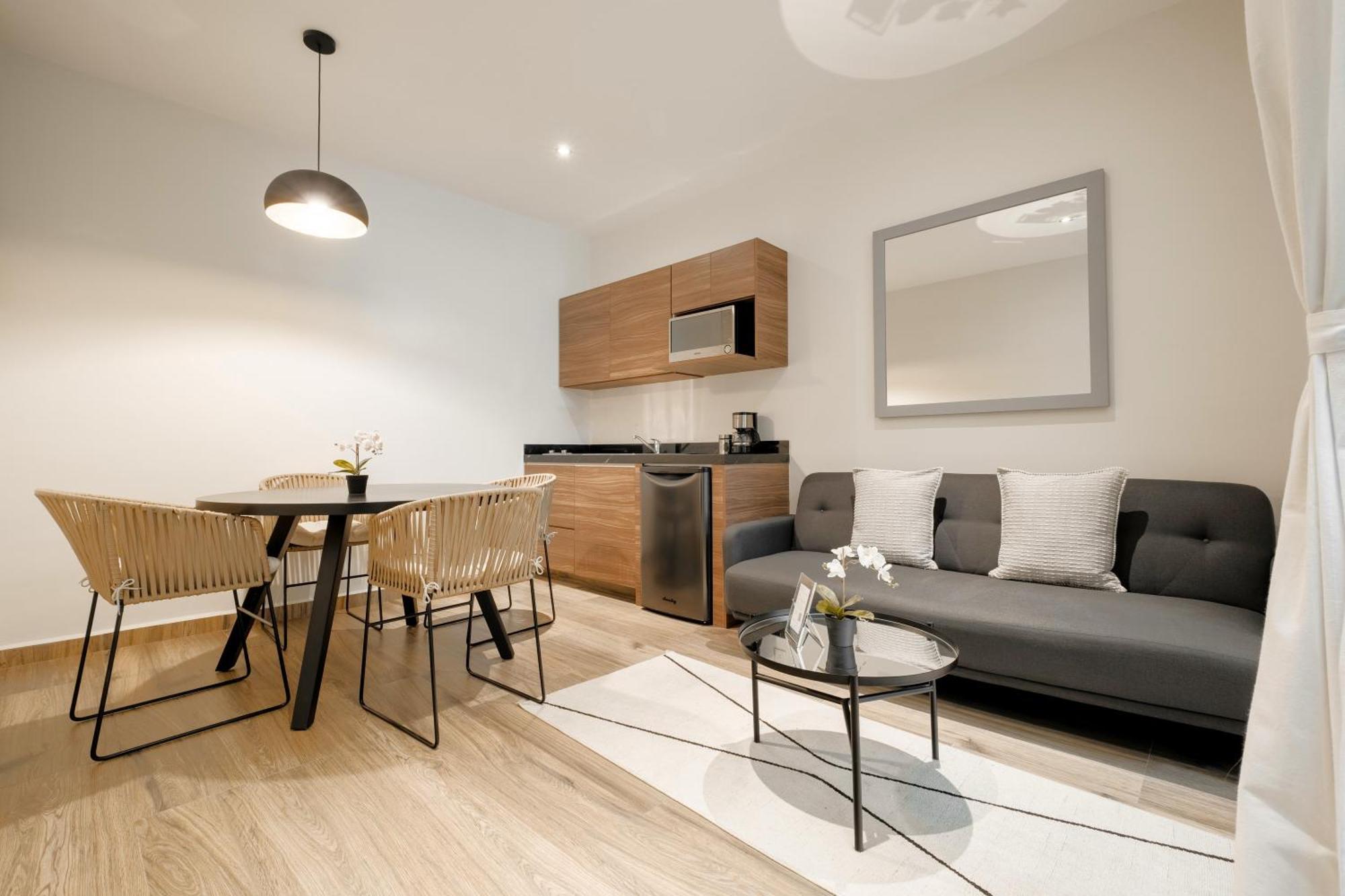 One-Bedroom Apartment