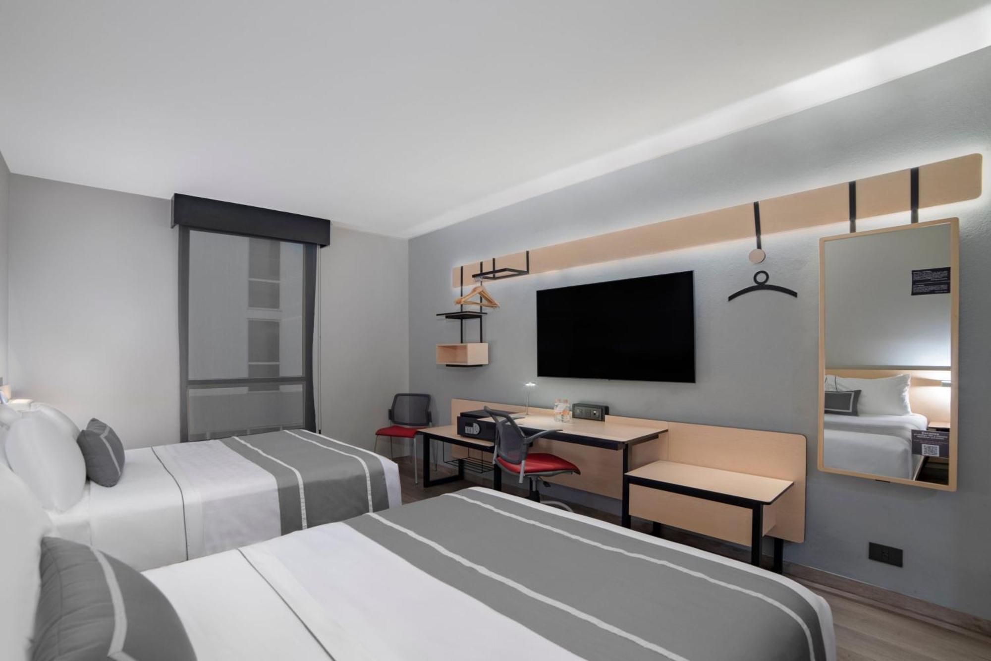 Doppelzimmer mit 2 Doppelbetten