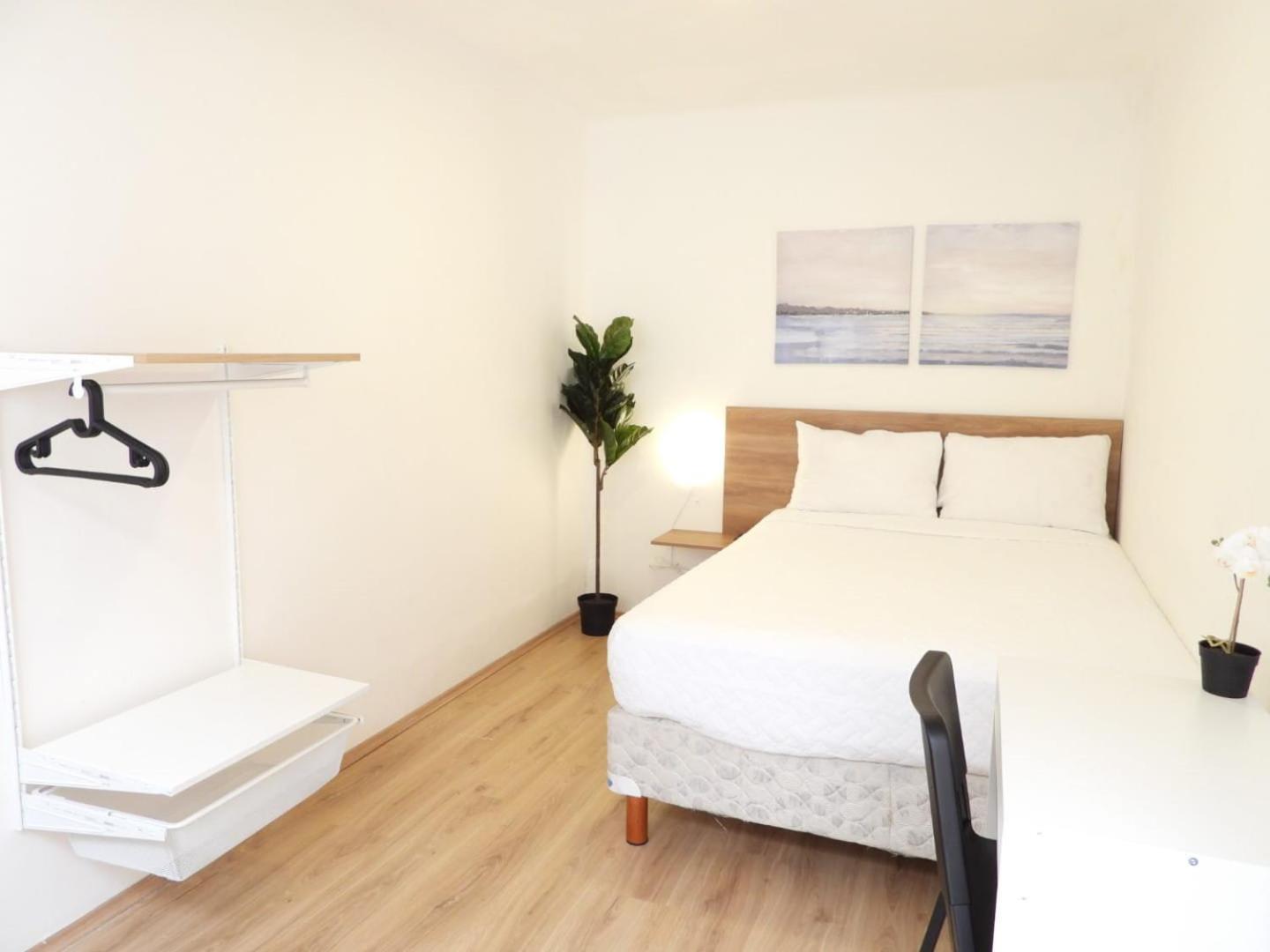 Double Room,1537885111:JPEG