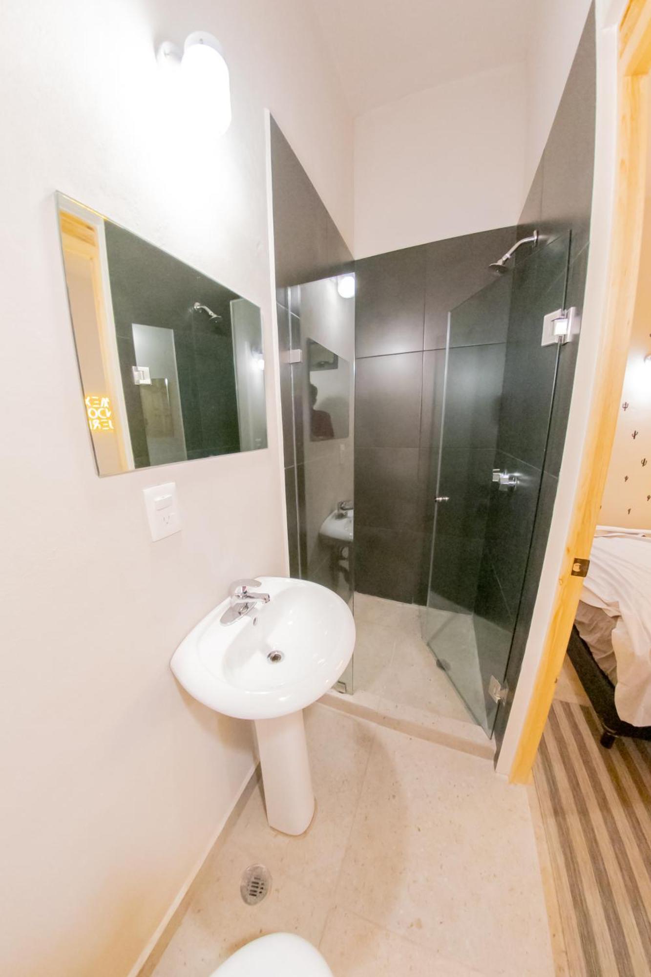Deluxe Double Room with Shower