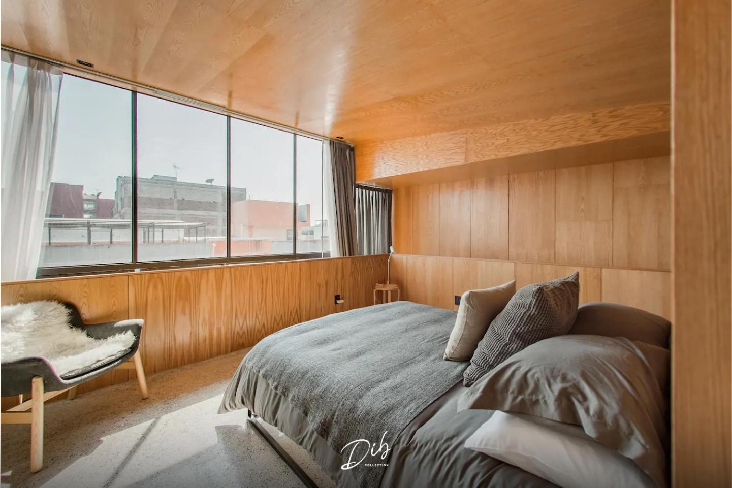 Penthouse Apartment
