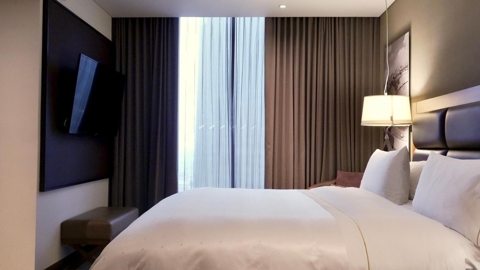 Junior Suite,1672608103:JPEG
