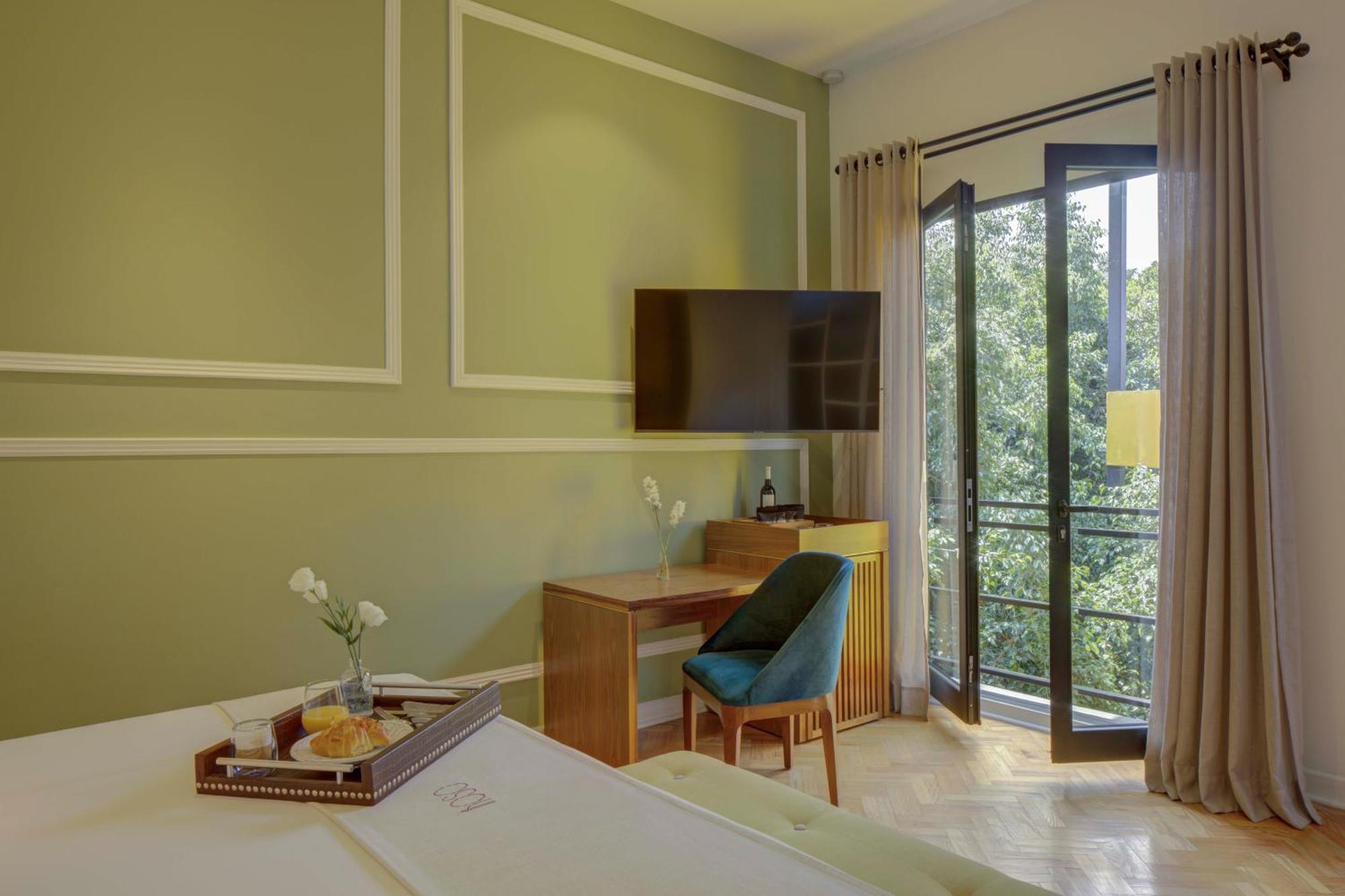 Deluxe Junior Suite