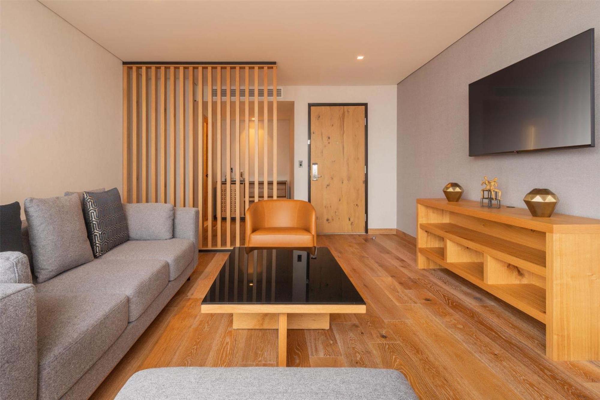 King Suite