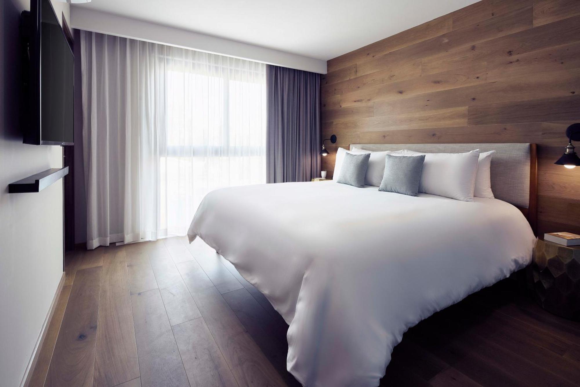 Penthouse Apartment,1706970791:JPEG