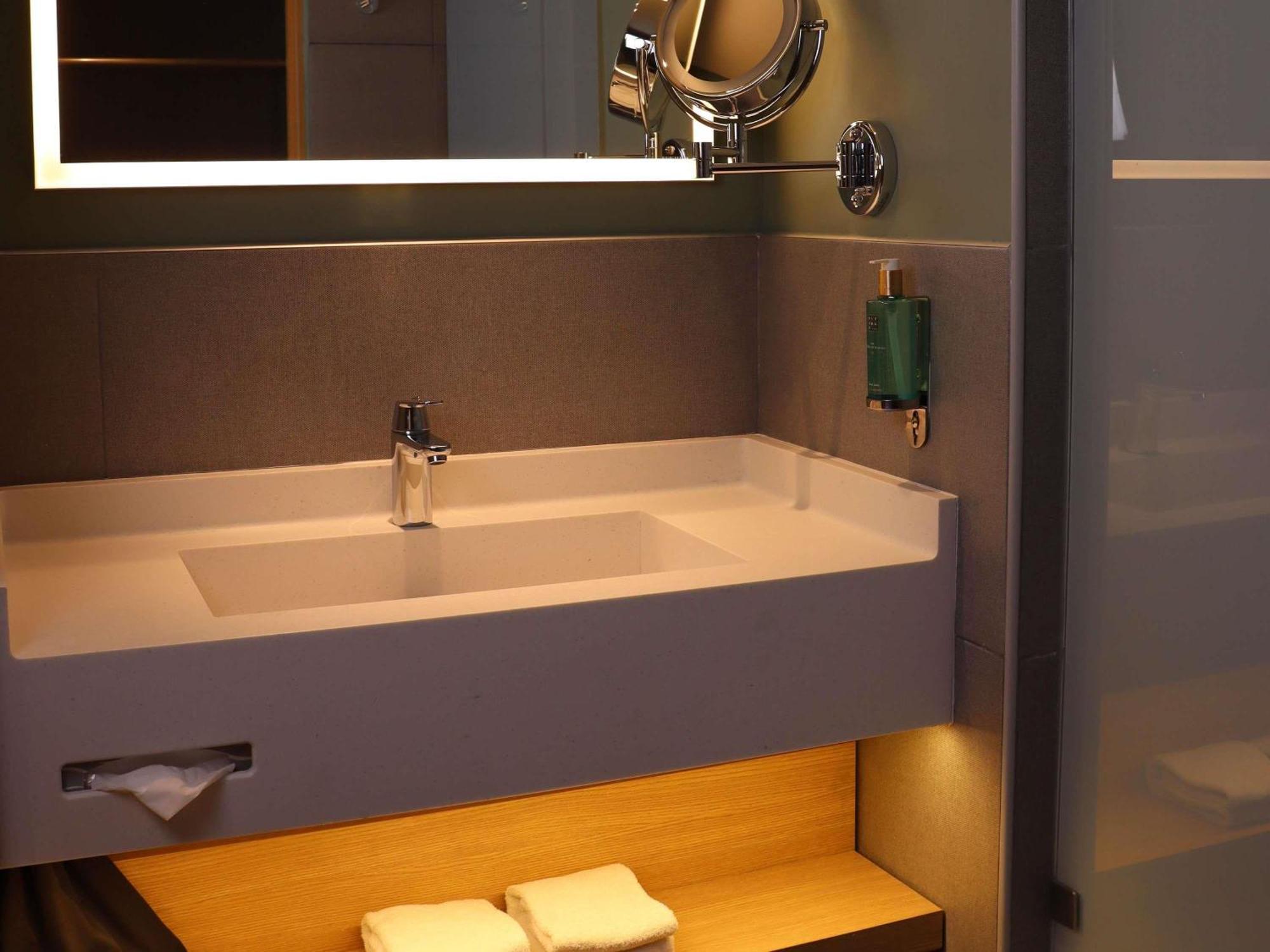 Quarto Superior com 1 Cama King-size