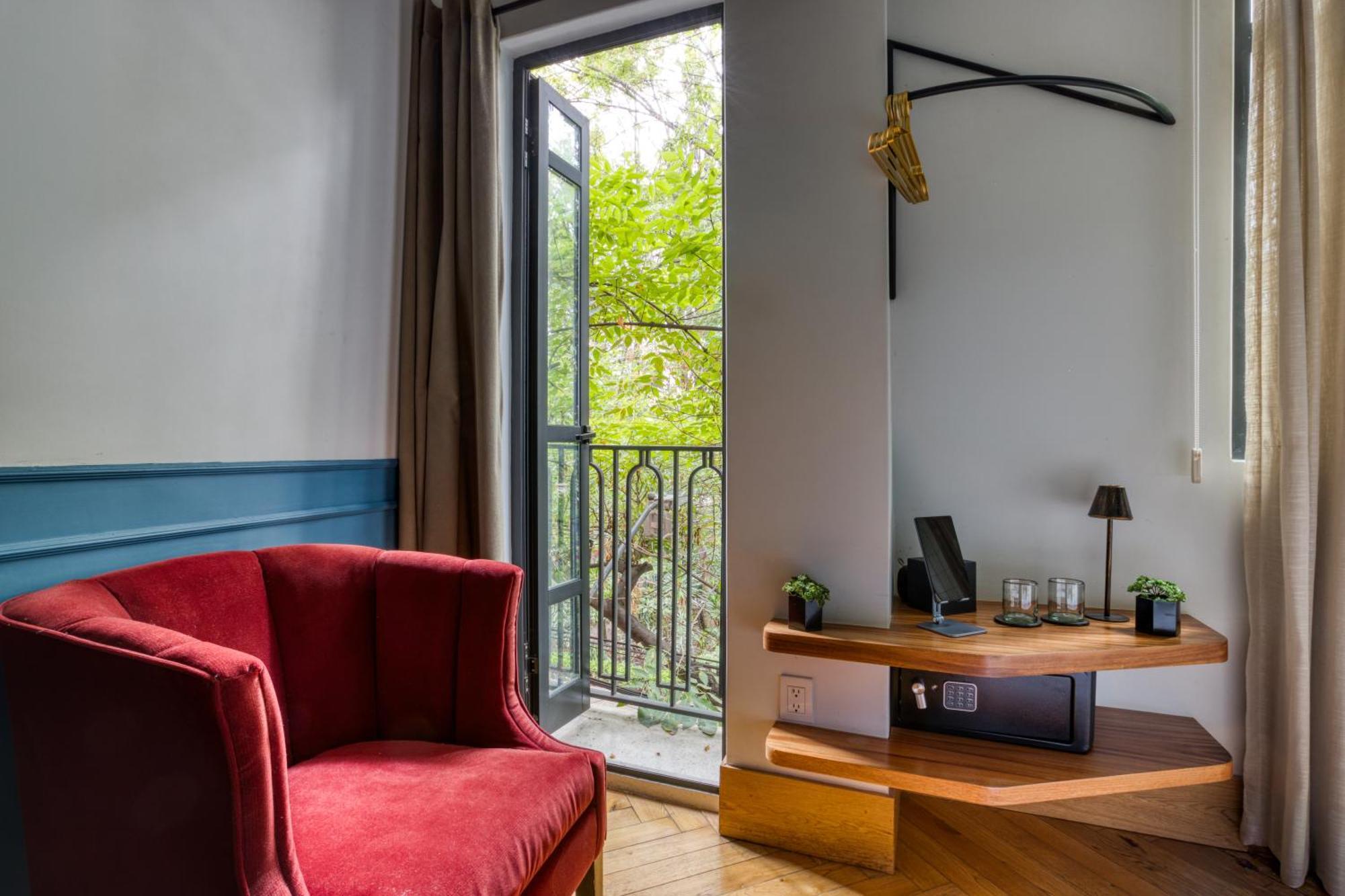 Double Room with Balcony