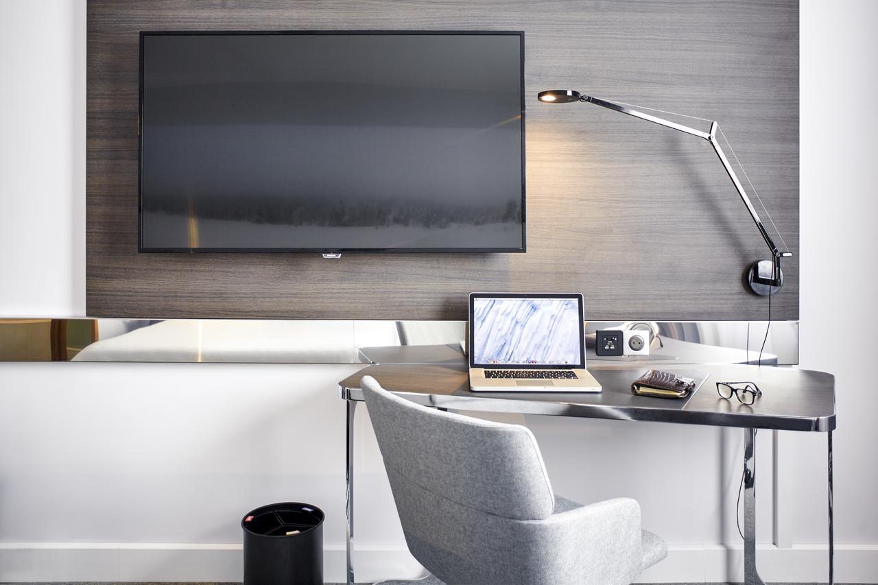 Executive Room with king-size bed,544613973:JPEG