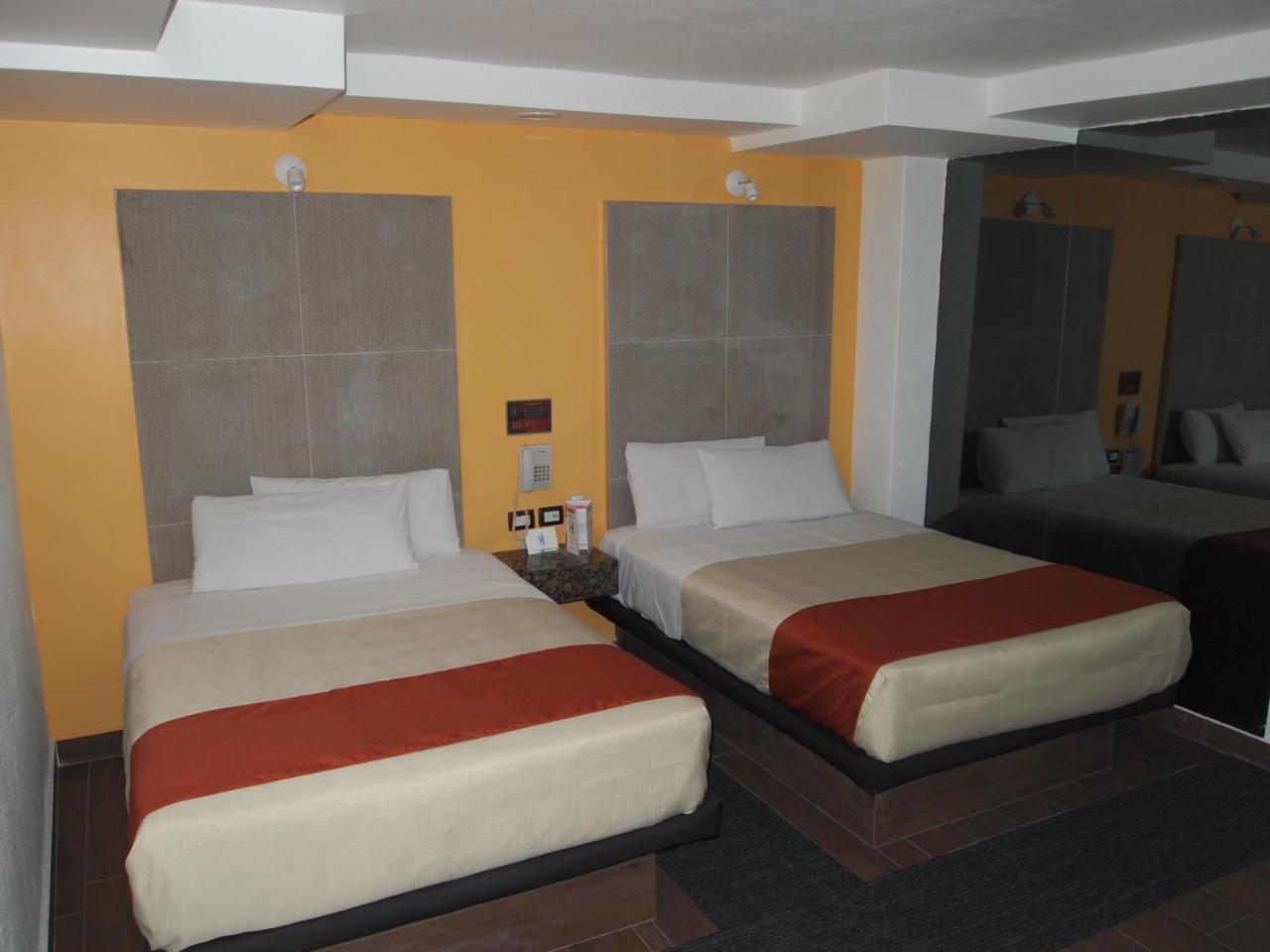 Superior Quadruple Room,723790951:JPEG