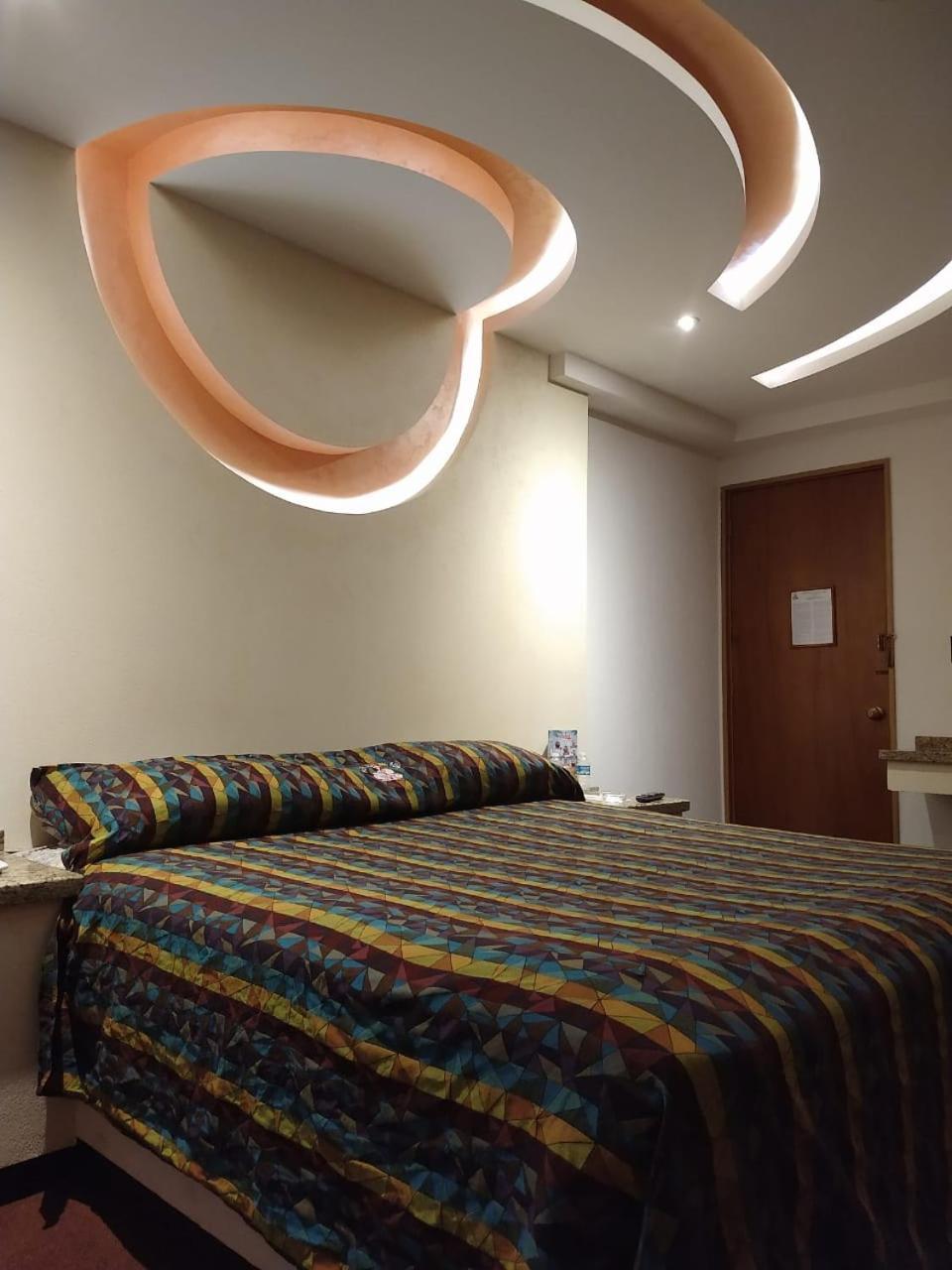 King Room,727480957:JPEG