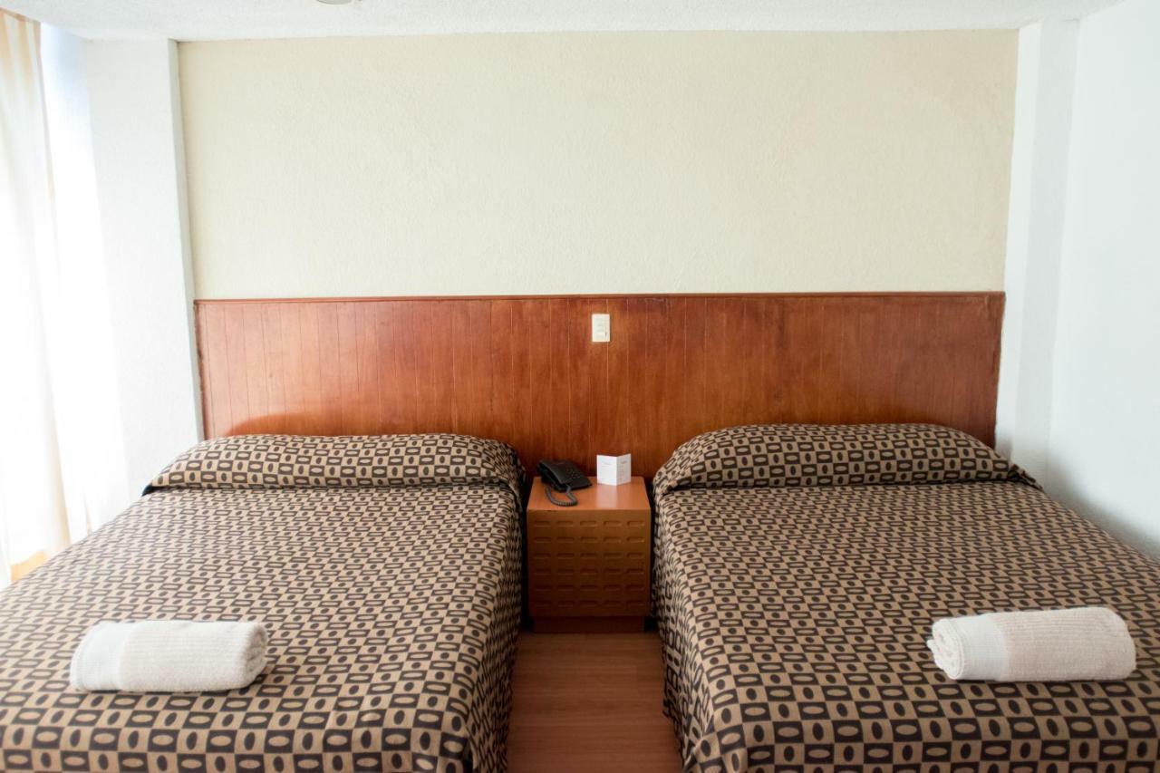 Double Room Two Double Beds,829201652:JPEG