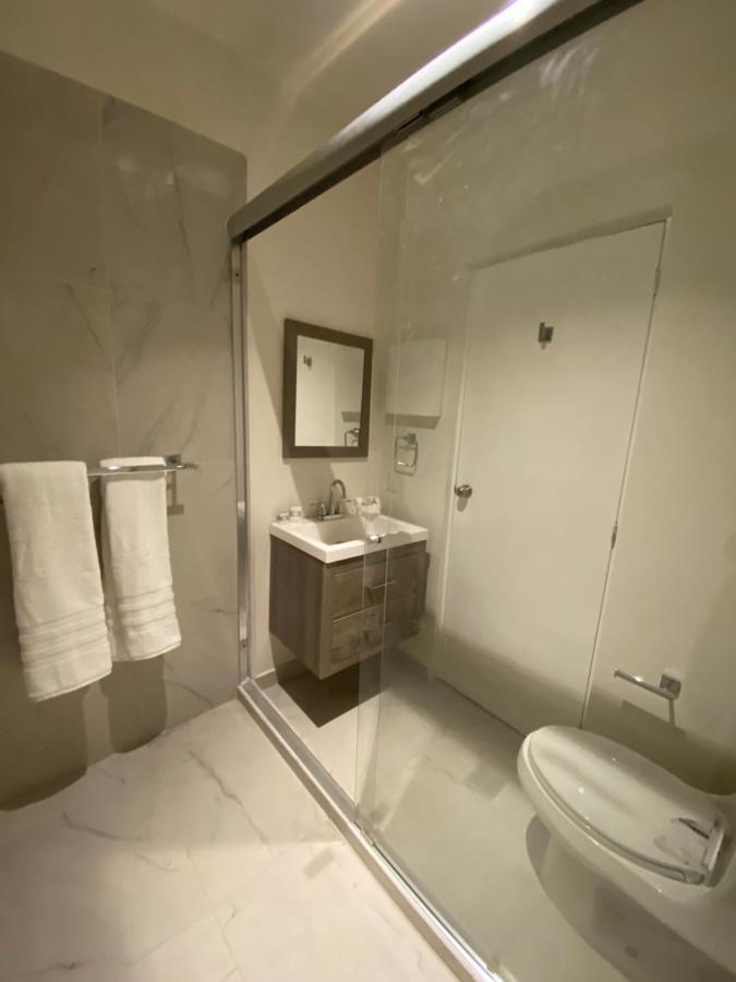 Deluxe Suite,962442523:JPEG