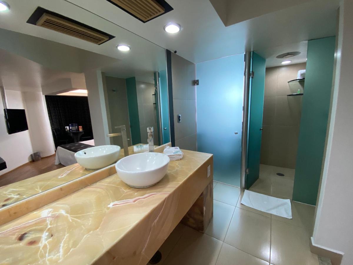 Quadruple Room,1231316279:JPEG