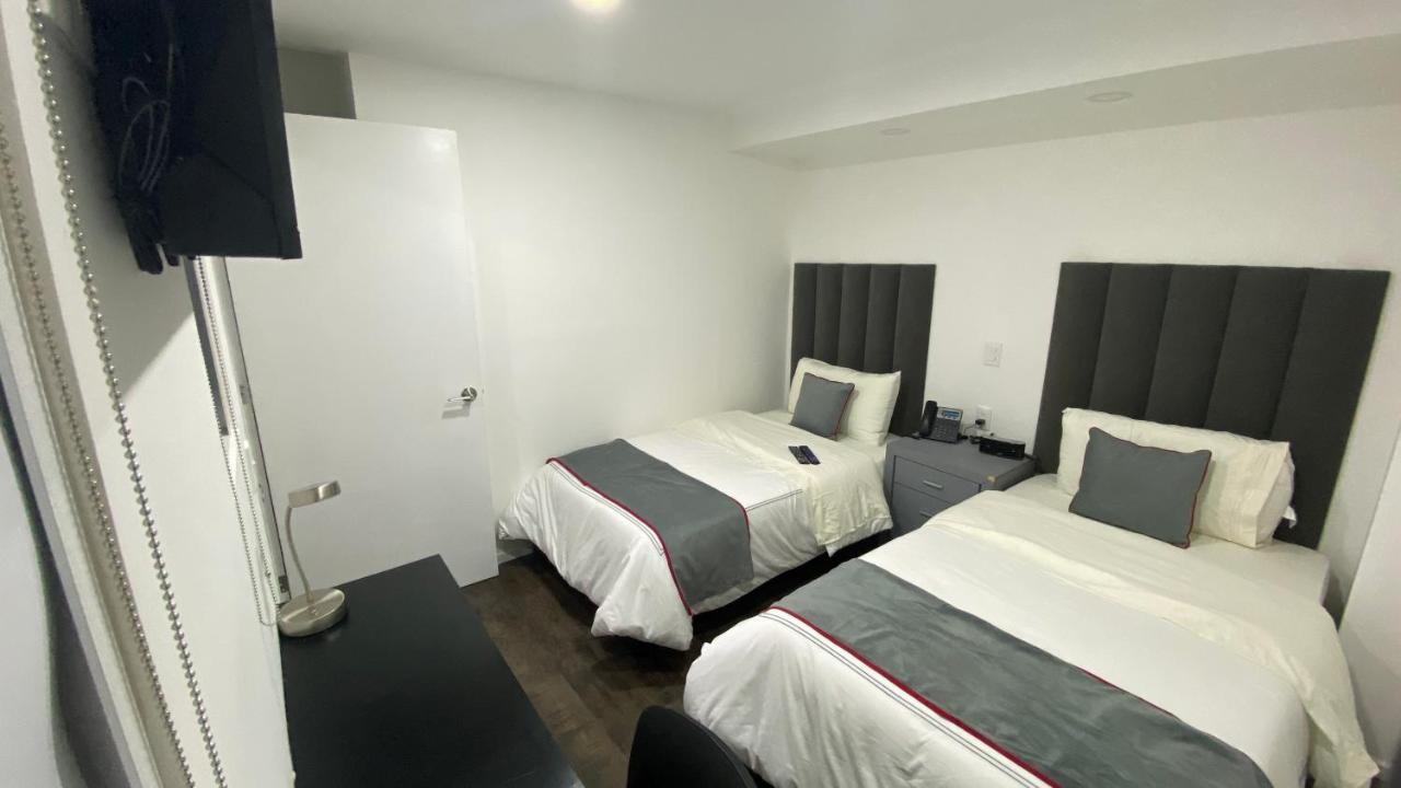 Two-Bedroom Suite