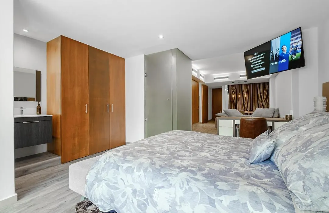 Urban Getaway, Trendy Polanco, Home Office-1