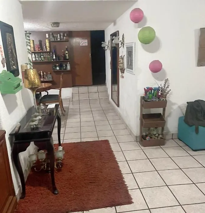 Las Rosas Hostal #7-1