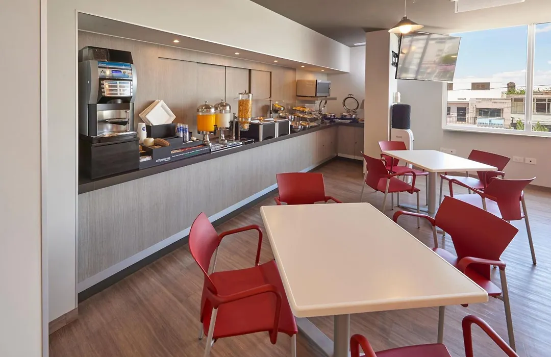 City Express Junior By Marriott Ciudad De Mexico Sullivan-1