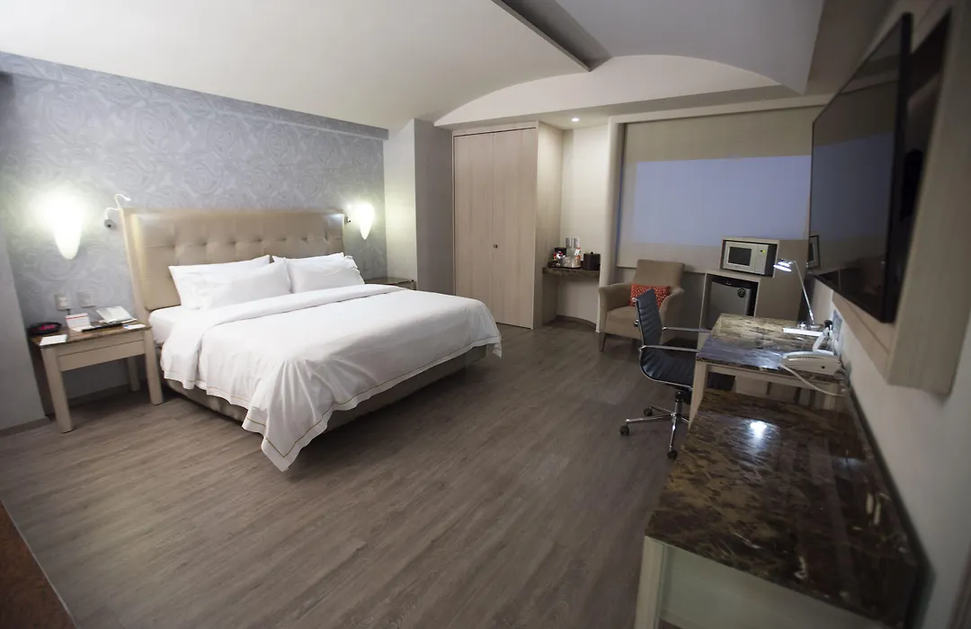 Holiday Inn Express Mexico- Toreo By Ihg-1