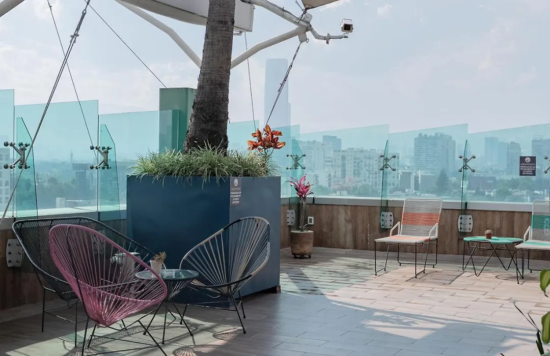 Beautiful And Comfortable Rooftop Suite-1