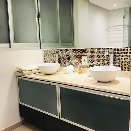 Lovely 2 Bedrooms Apartment-2