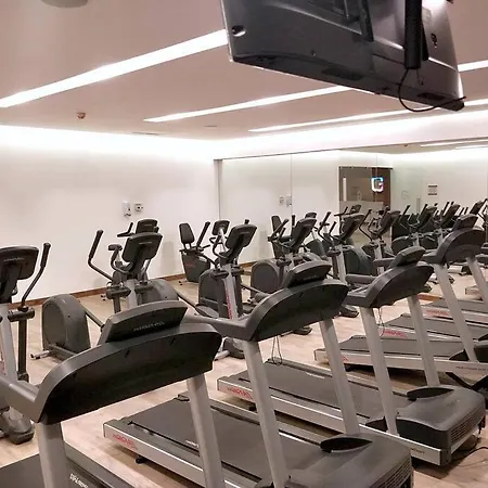 Beautiful Hi-Rise, King Size, Hs Wi-Fi, Pool, Gym-3