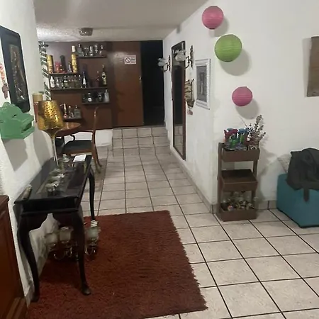 Las Rosas Hostal-2