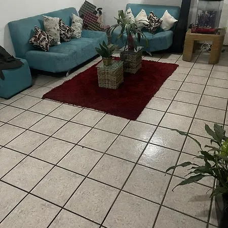 Las Rosas Hostal-3