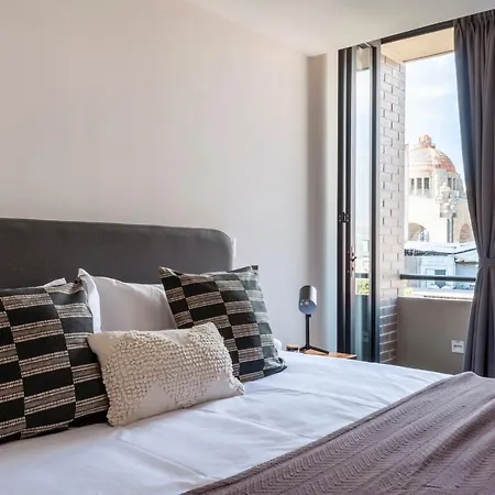 Alcazar Apartments-2