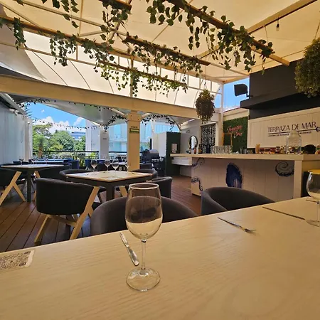 Suites Arboleda 215-2