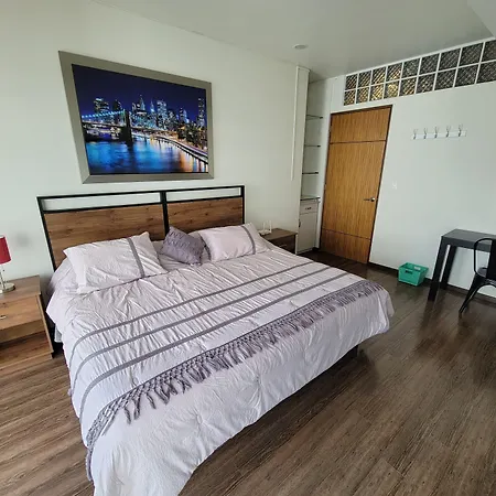 Del Parque Suites-3