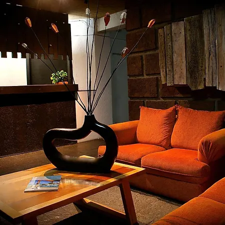 Aztic Hotel And Executive Suites-3