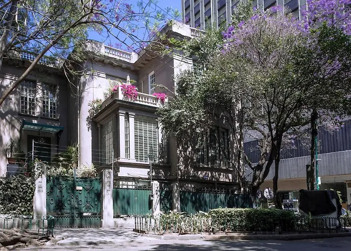 Apartamento Cautivador loft entre Reforma y Condesa w/Parking! México DF admite animales