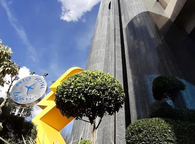 Auto Hotel Legaria México DF - un Hotel de 4 estrellas